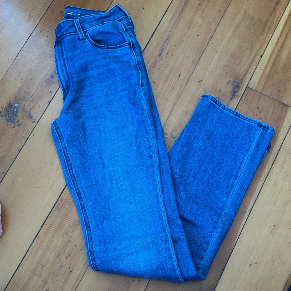 Old Navy Women's Straight Leg Jeans in Blue